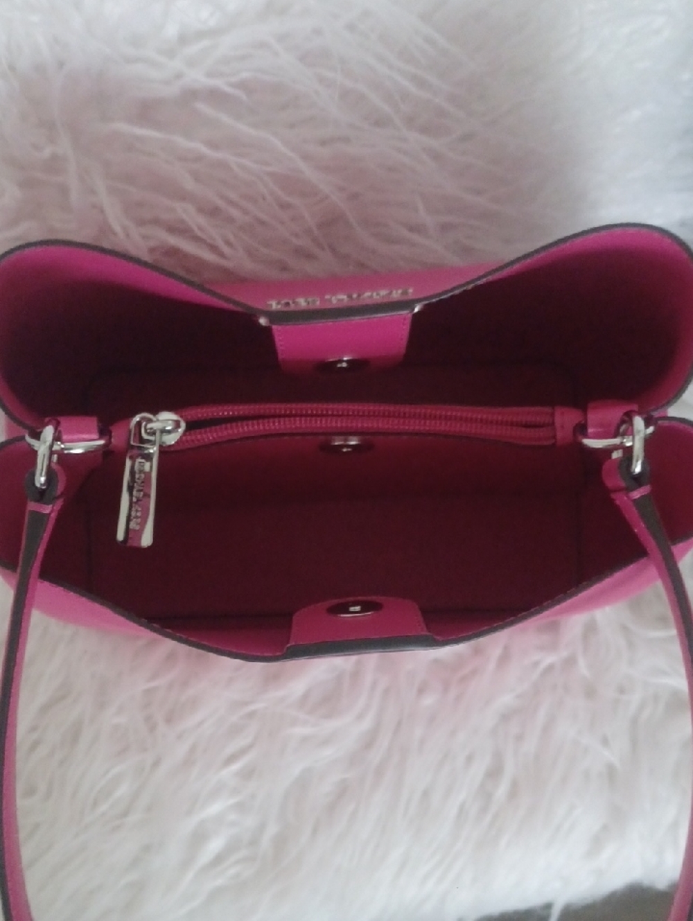 Michael Kors Hot Pink Leather Shoulder Tote - Picture 3 of 6
